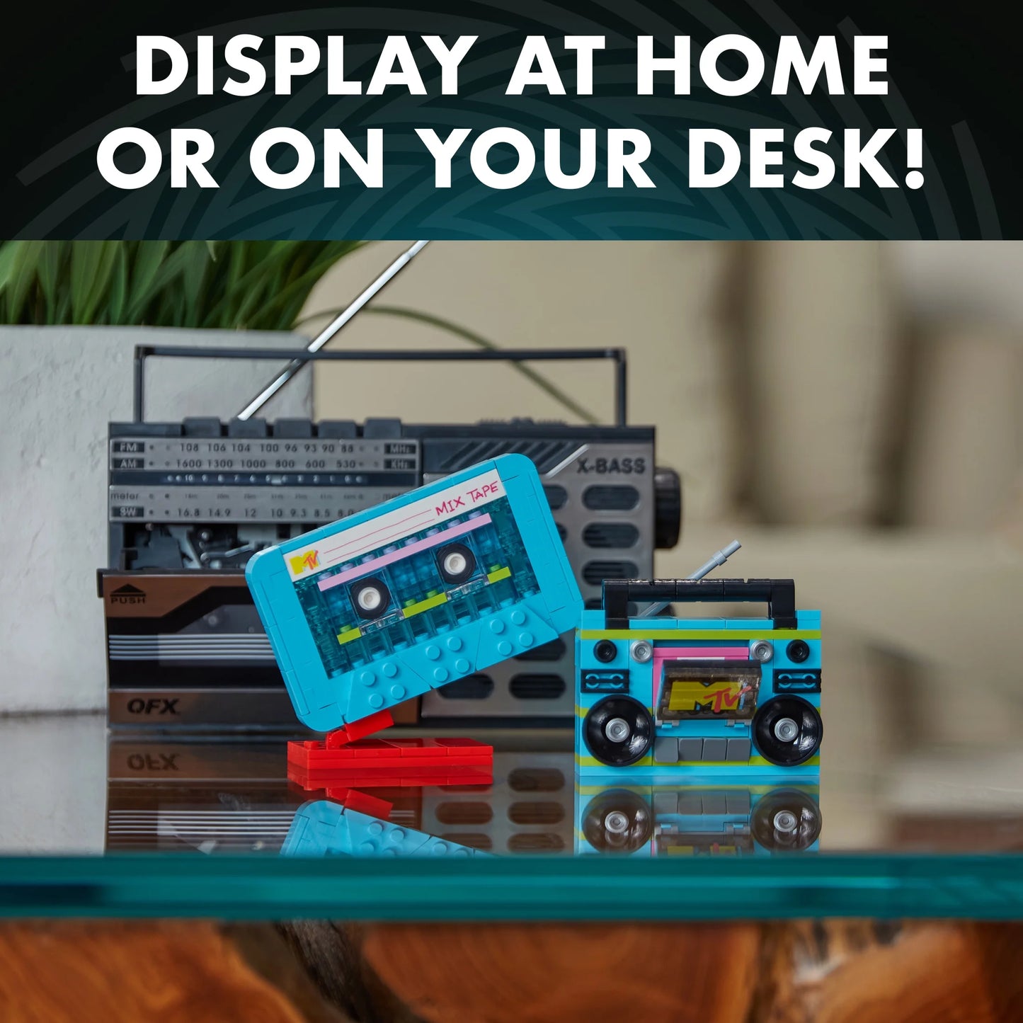 MTV Retro Builds: Blue Boom Box Brick Building Kit (96-Piece Set), Nostalgic Home Décor Display, Creative Building Toy, Unique Collectible Gift Idea for Men or Women